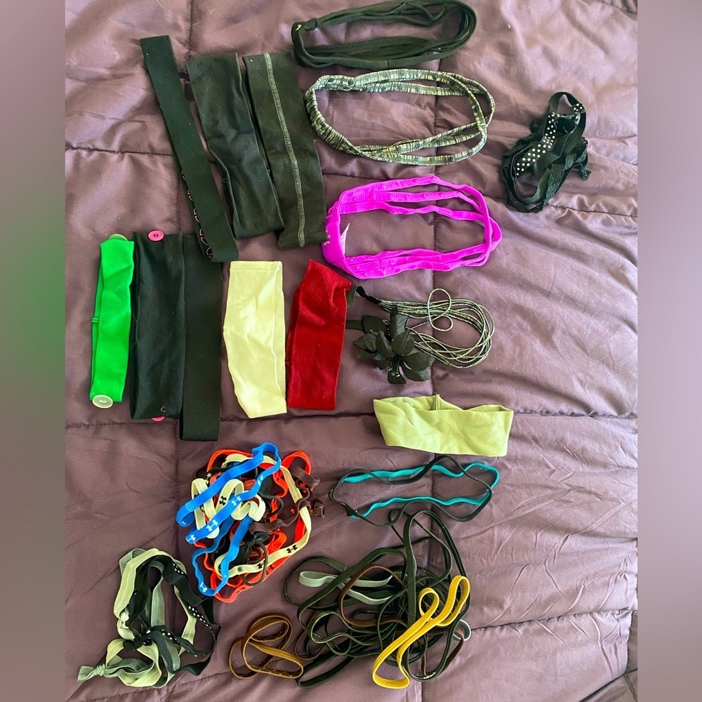 Lot of headbands/hair bands